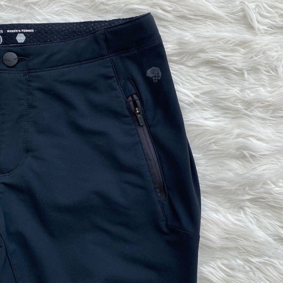 Mountain Hardwear | Black Belted Hiking Pants - Picture 6 of 12